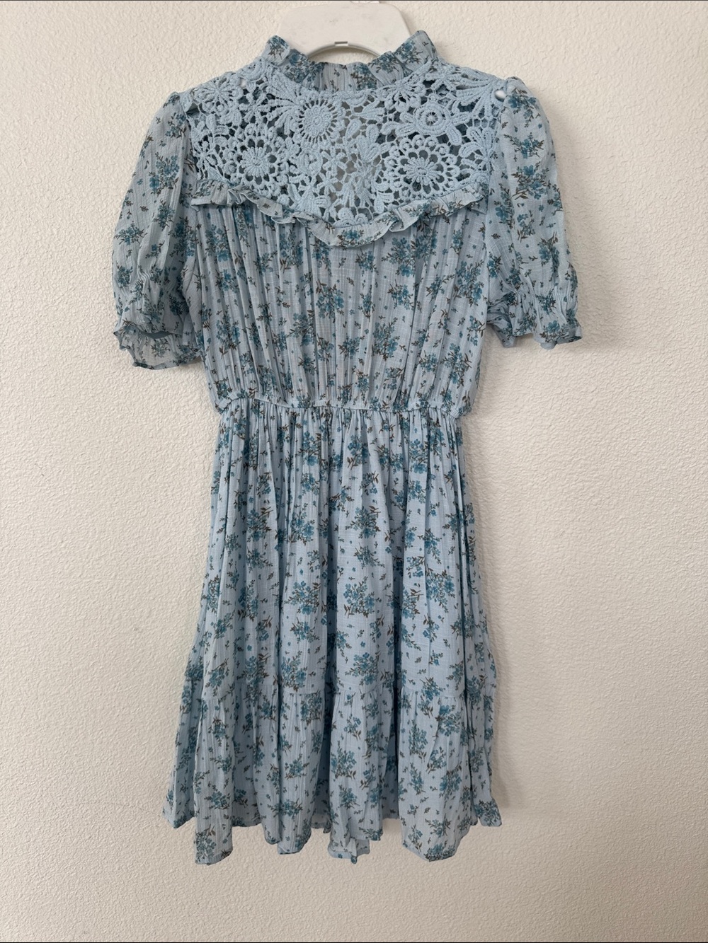 Girls Sky Blue Floral Lace Yoke Dress with Puff Sleeves